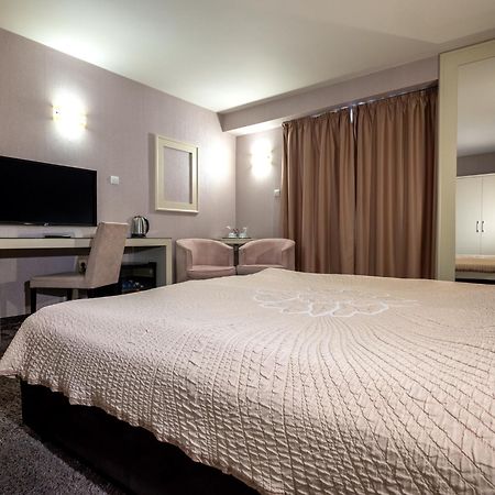 Hotel Concorde Veliko Turnovo Bagian luar foto