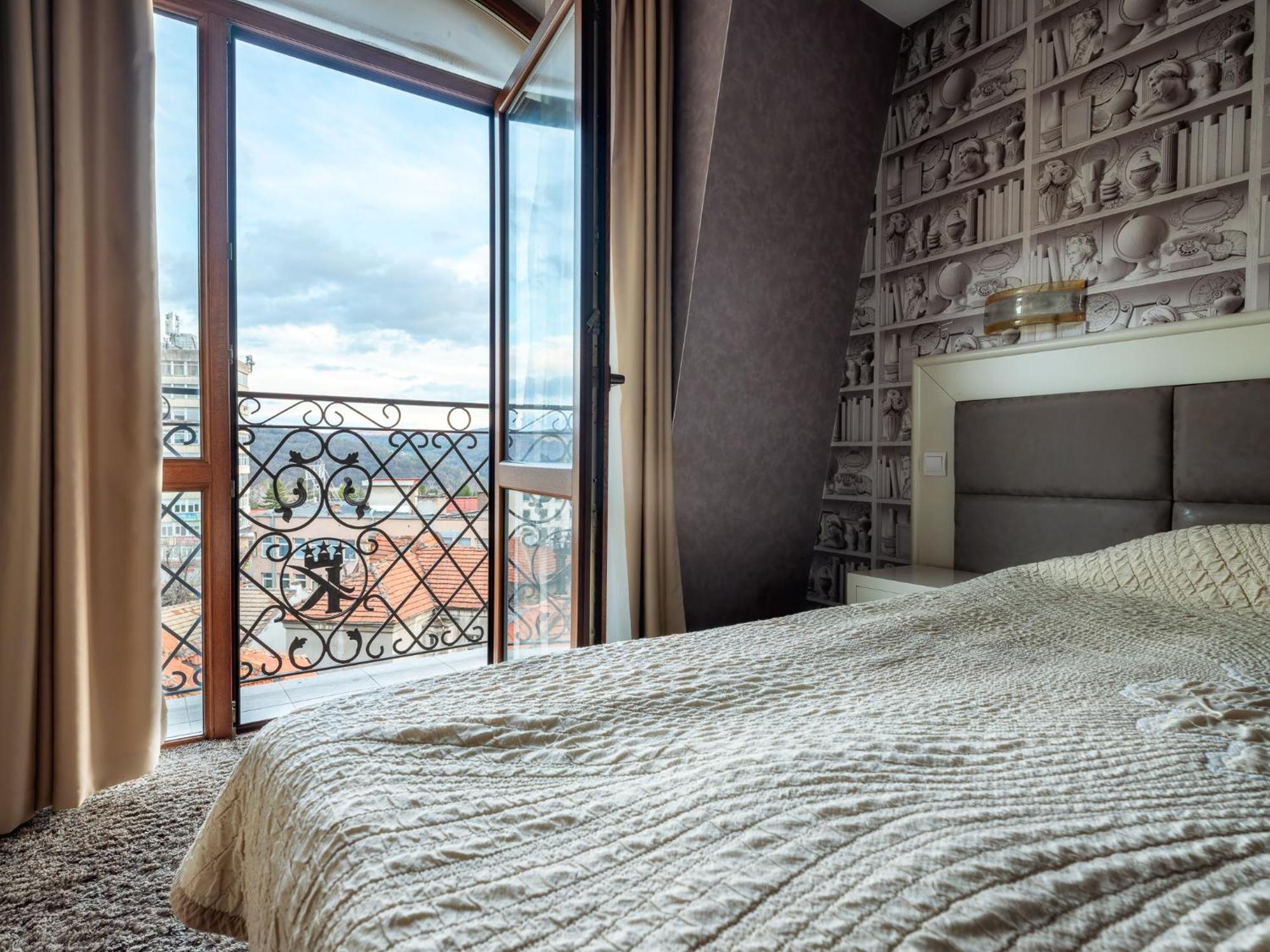 Hotel Concorde Veliko Turnovo Bagian luar foto