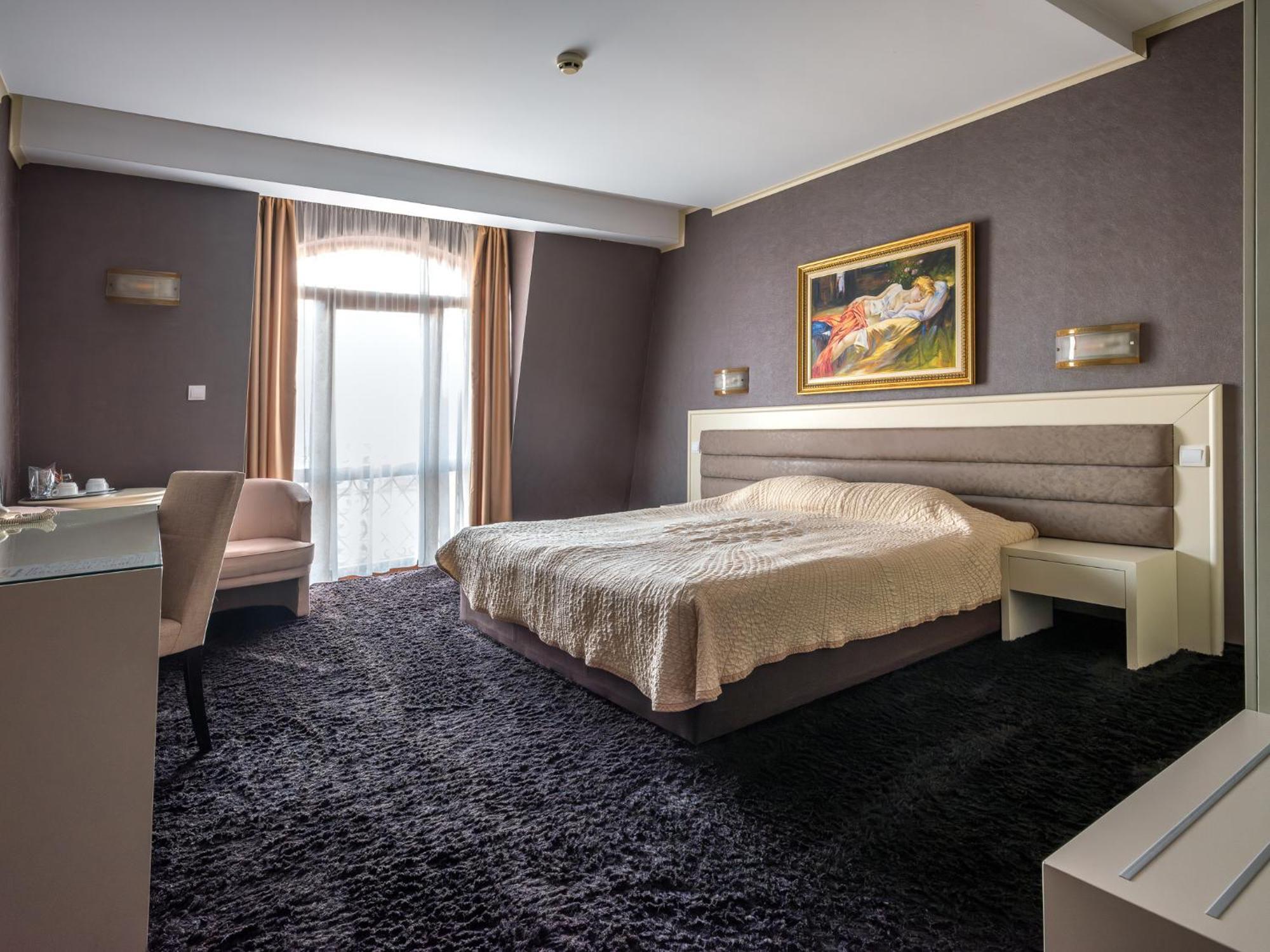 Hotel Concorde Veliko Turnovo Bagian luar foto